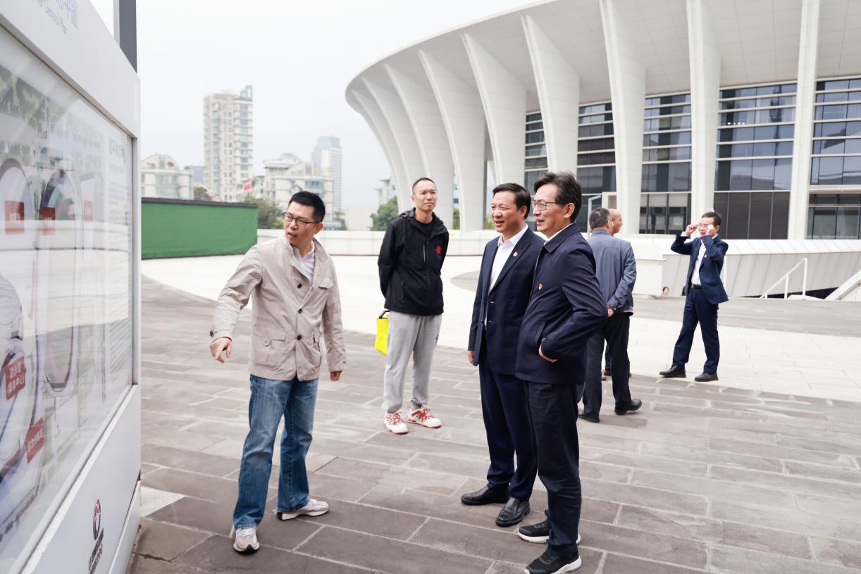 体育中心